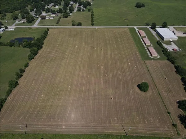 $91,000 | 2412 South Margrave Street, Fort Scott, KS 66701