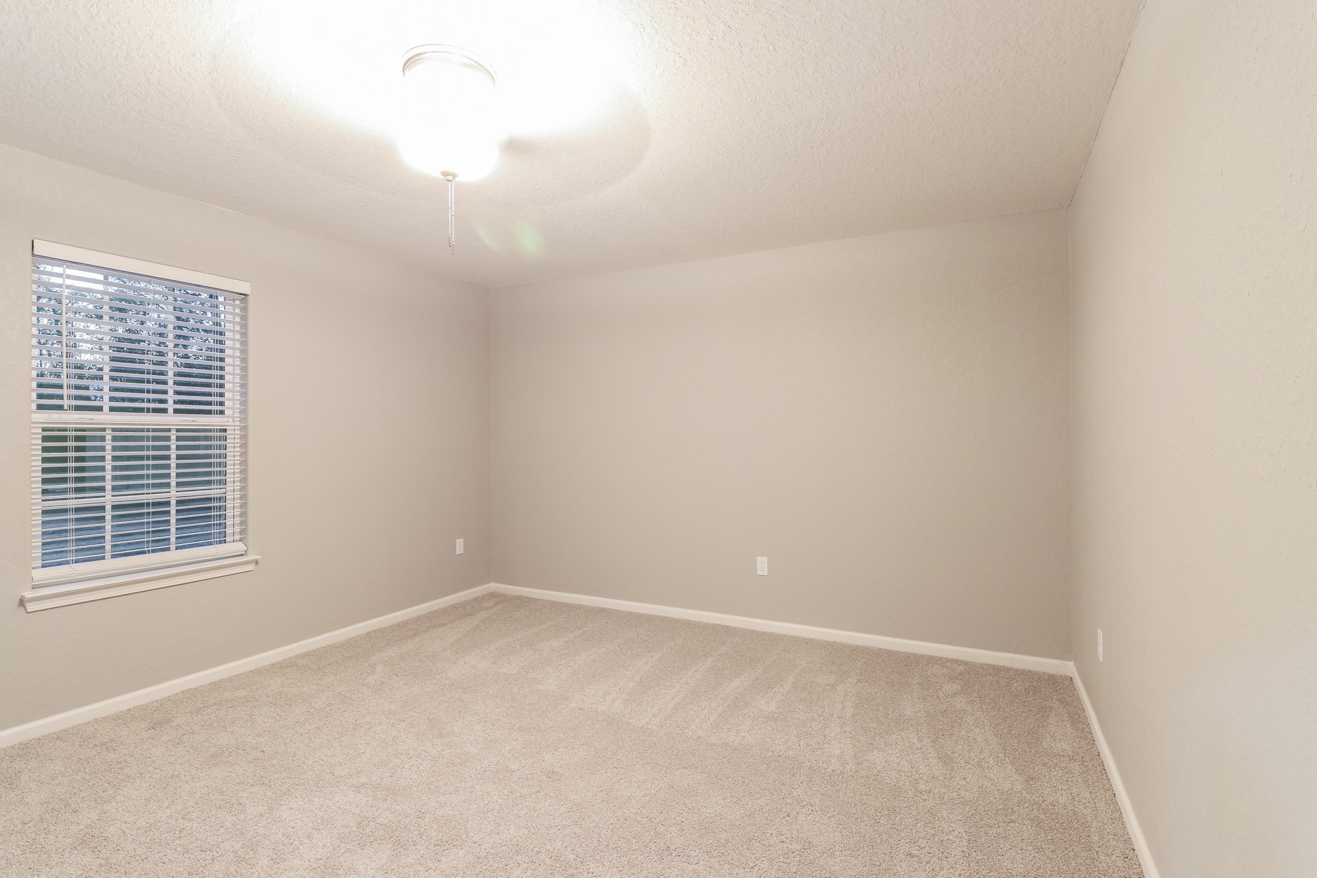 23331 Sandpiper Trail Spring, TX 77373 - Photo 8 of 16 Gallery Image 8