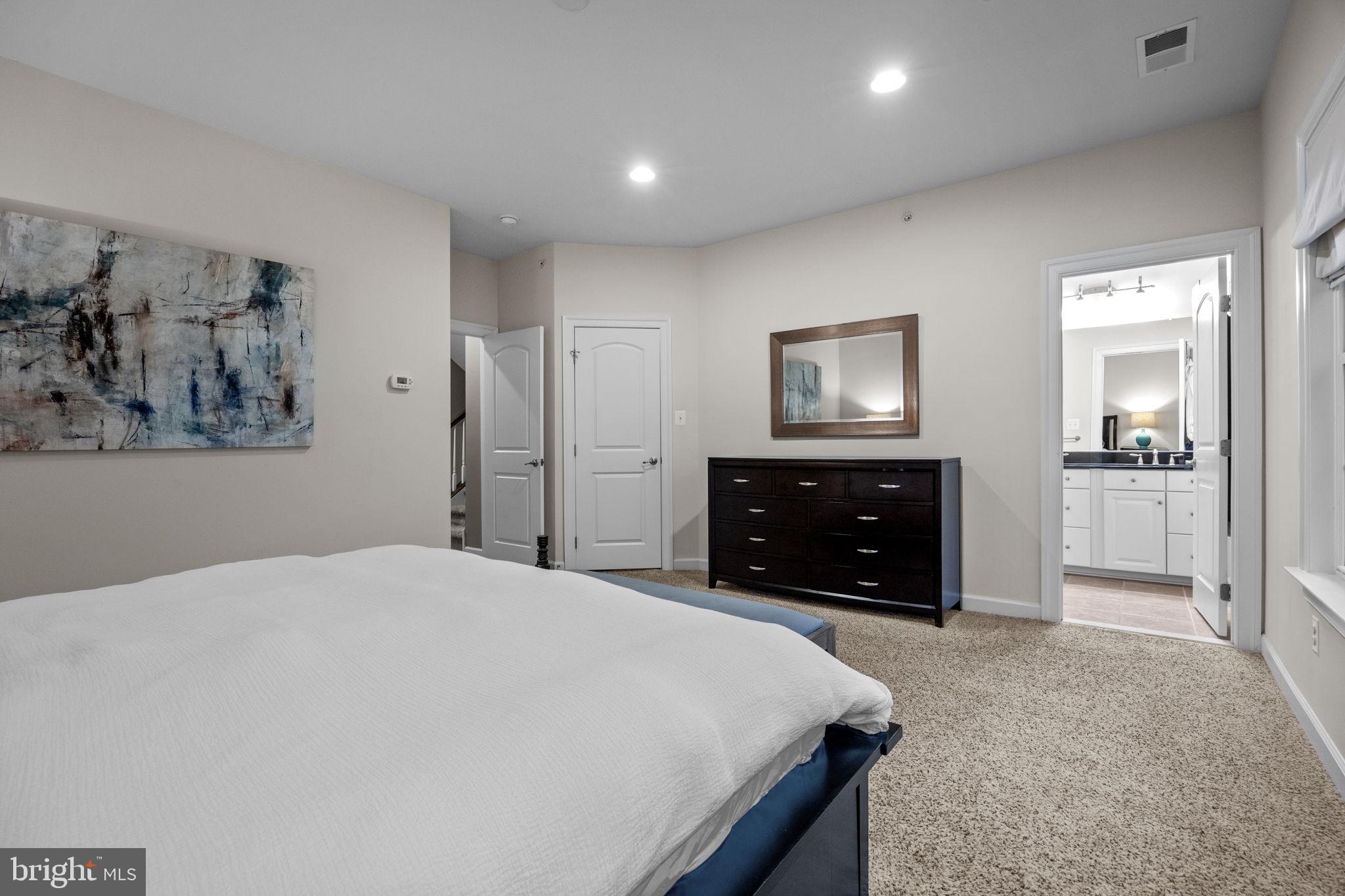 3955 Cephas Child Road Doylestown, PA 18902 - Photo 15 of 38