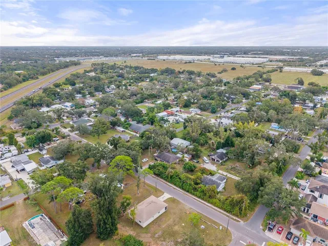 $349,900 | 1925 34th Avenue East, Bradenton, FL 34208