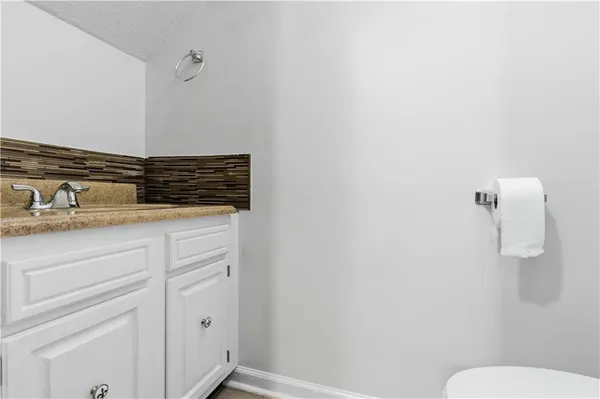 $145,000 | 2800 Steamship Circle, Unit 1C, New Orleans, LA 70123