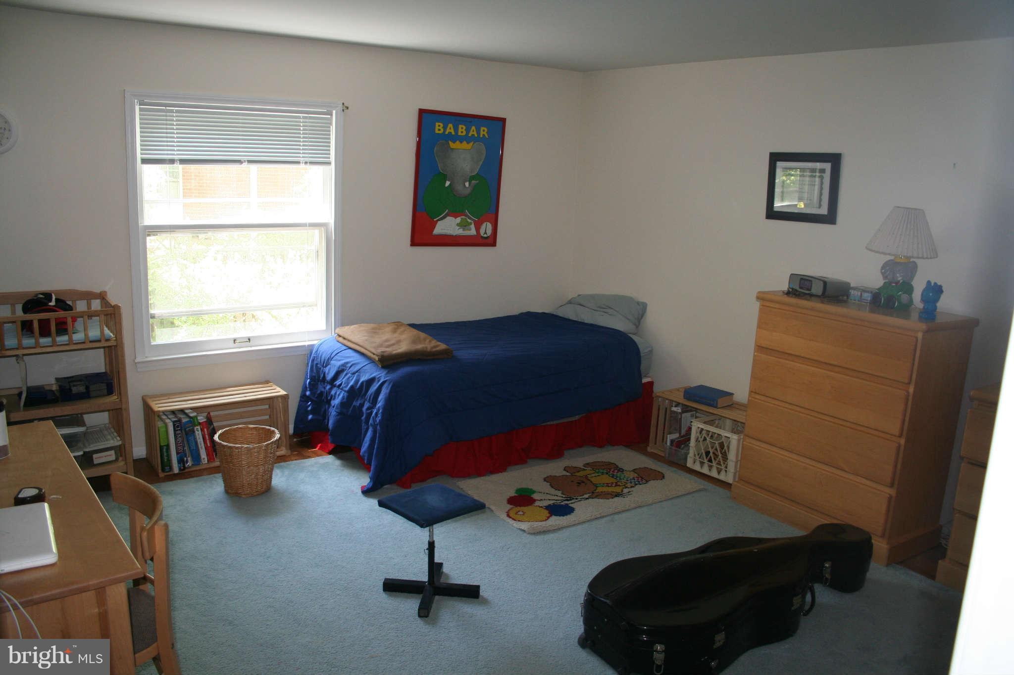 11106 Old Coach Road Potomac, MD 20854 - Photo 11 of 20 Bedroom