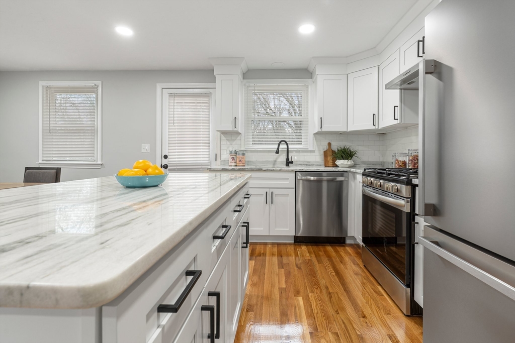 8 Potter Road Framingham, MA 01701 - Photo 5 of 41