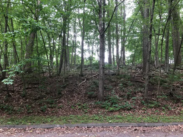 $69,900 | 21 Coral Drive, Plymouth, CT 06786