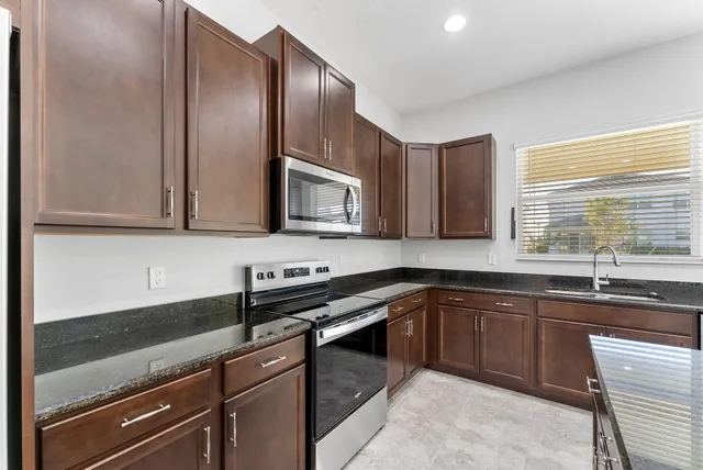 $575,000 | 5747 Shore Pine Place, Loxahatchee, FL 33470