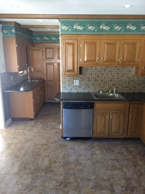 593 Madison Street Fall River, MA 02720 - Photo 10 of 15 Gallery Image 10