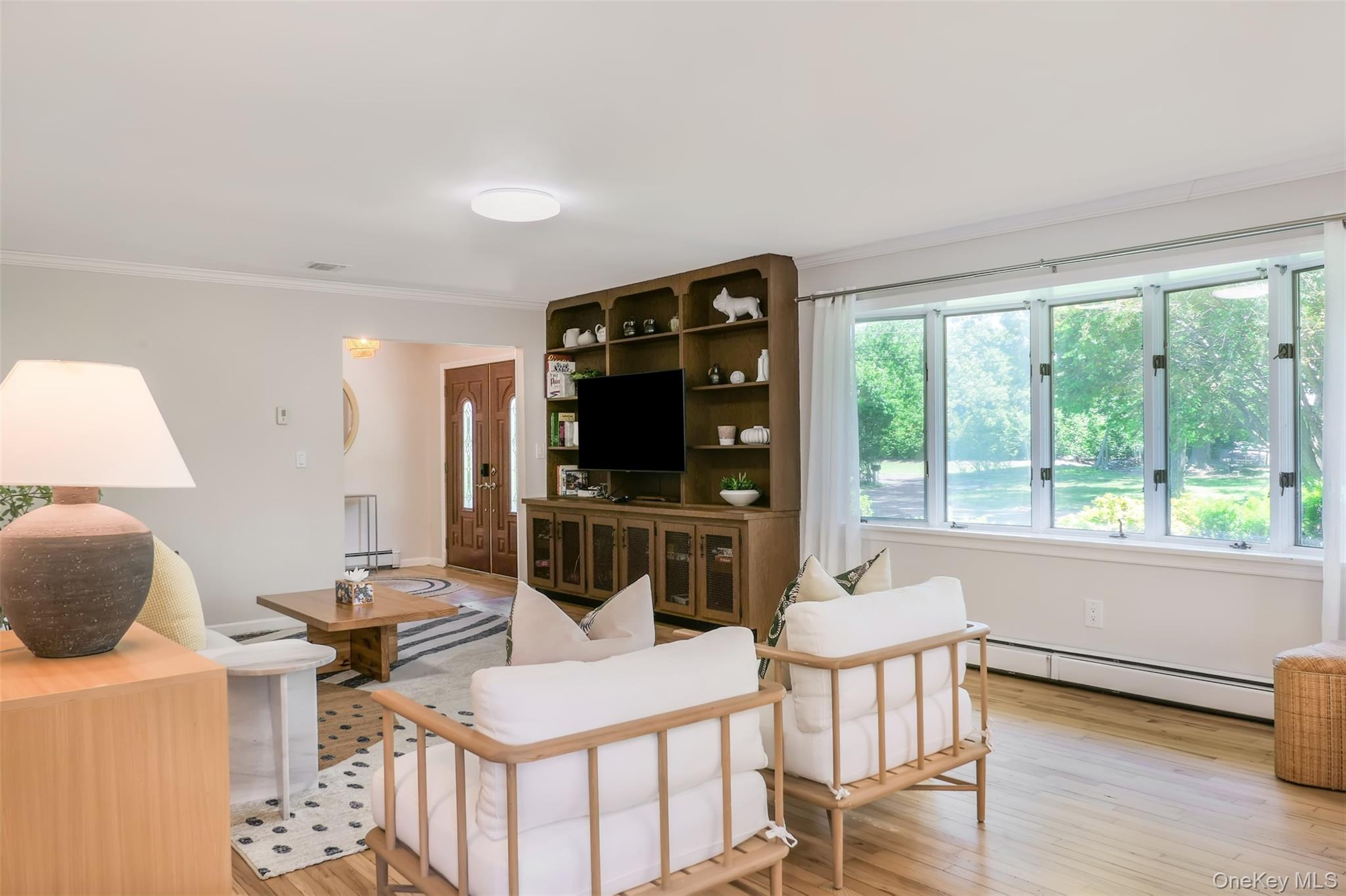 47 Oak Road East Patchogue, NY 11713 - Photo 7 of 36