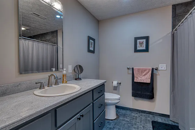 $645,000 | 18913 Highway 245, Dale, IN 47523