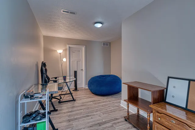 $645,000 | 18913 Highway 245, Dale, IN 47523