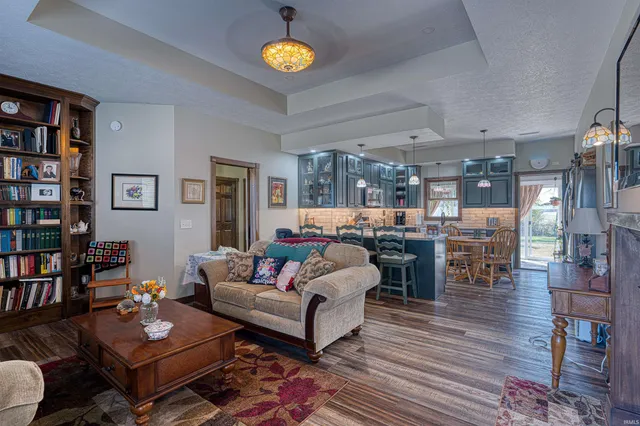 $645,000 | 18913 Highway 245, Dale, IN 47523