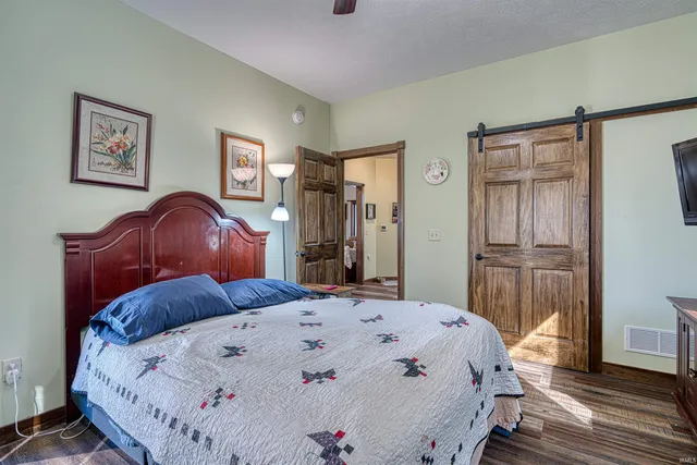 $645,000 | 18913 Highway 245, Dale, IN 47523