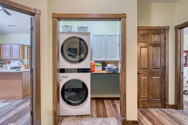 $645,000 | 18913 Highway 245, Dale, IN 47523