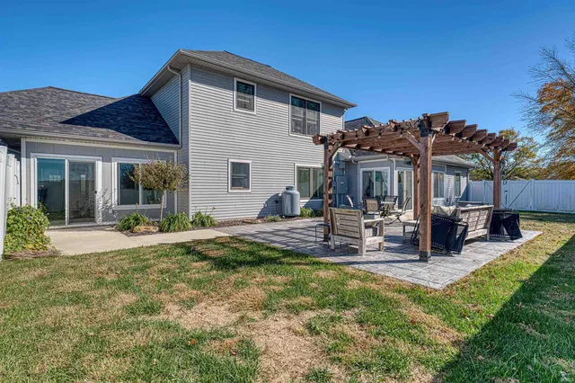 $645,000 | 18913 Highway 245, Dale, IN 47523