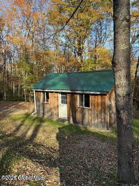 215 Ridge Road Minerva, NY 12851 - Photo 15 of 19 20241010232323325088000000-o
