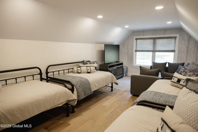 $1,599,000 | 105 Moose Grove Run, Indian Lake, NY 12842