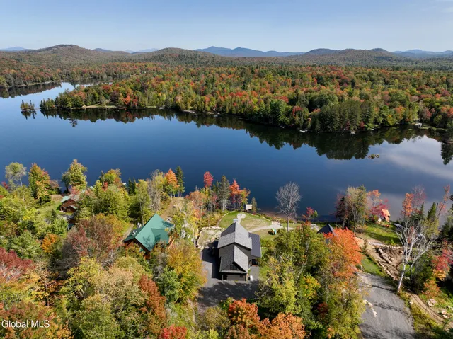 $1,599,000 | 105 Moose Grove Run, Indian Lake, NY 12842