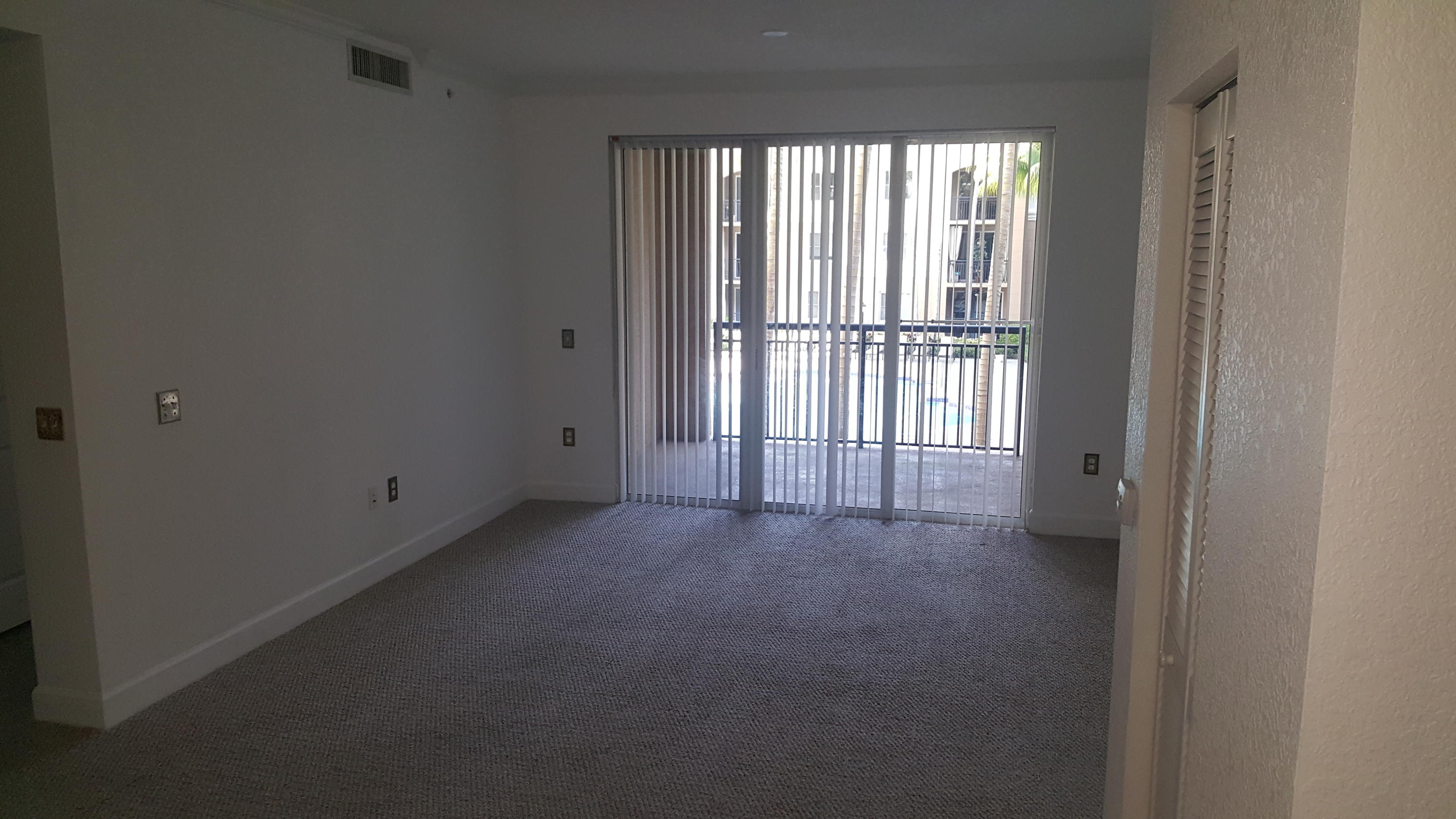 1690 Renaissance Commons Boulevard, Unit 1221 Boynton Beach, FL 33426 - Photo 4 of 22 viz living room
