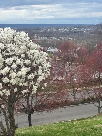 $5,900 | 34 Winding Way, Unit 34, Woodland Park, NJ 07424