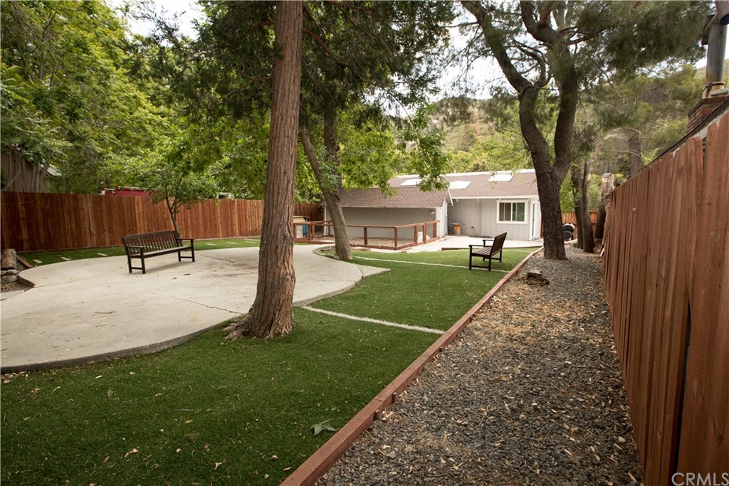 528 Stream Lane Lytle Creek, CA 92358 - Photo 12 of 57