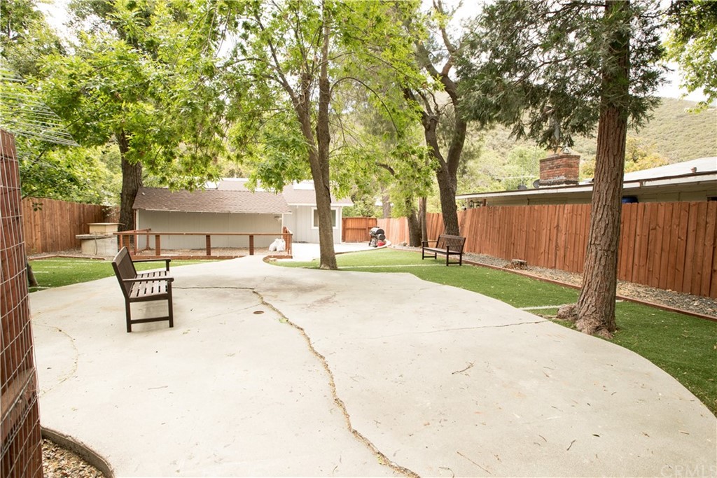 528 Stream Lane Lytle Creek, CA 92358 - Photo 3 of 57