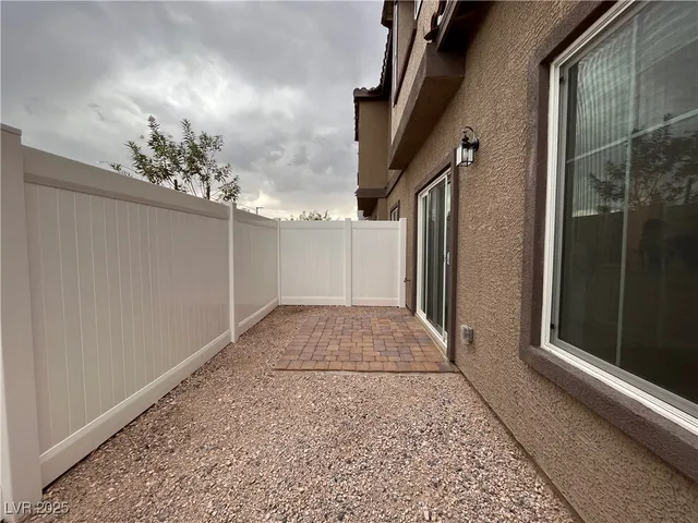 $2,050 | 3741 Canis Minor Lane, Unit 9101, Henderson, NV 89052