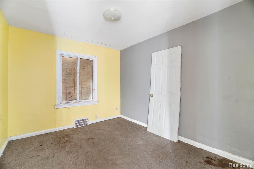 19922 Moross Road Detroit, MI 48224 - Photo 10 of 15