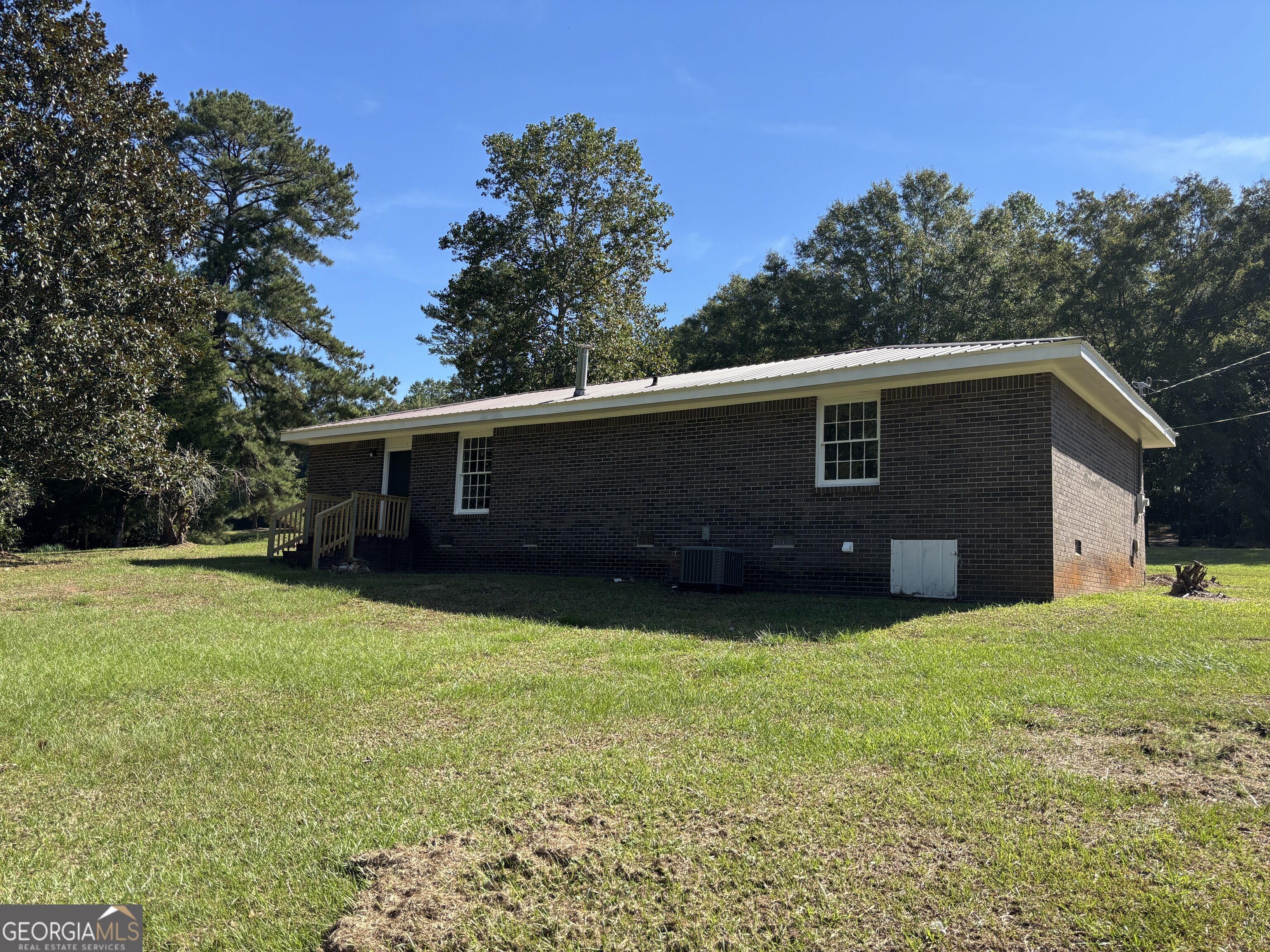 126 Young Road Franklin, GA 30217 - Photo 3 of 19 Gallery Image 3