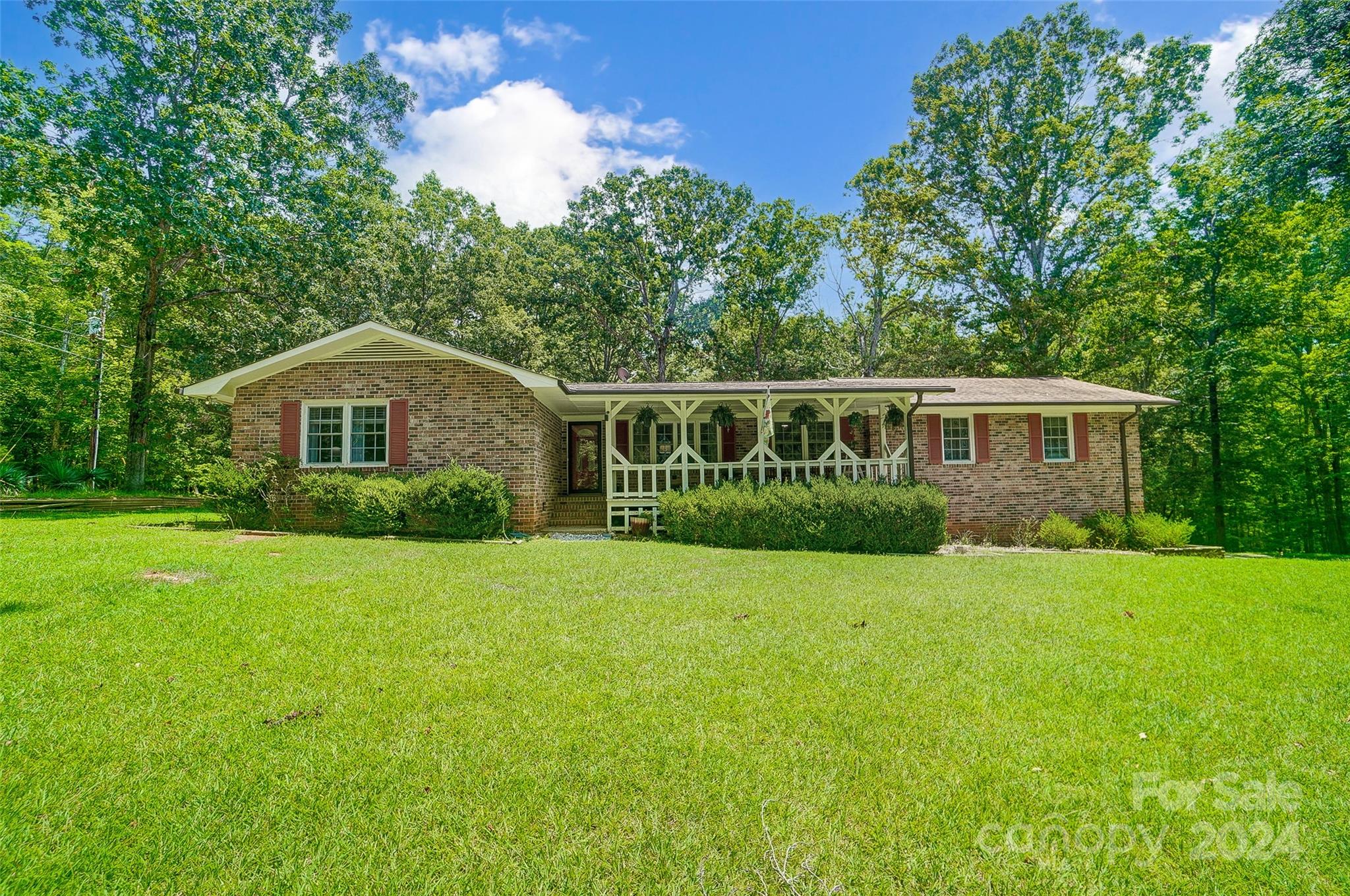5217 Davis Road Waxhaw, NC 28173 - Photo 1 of 48 Gallery Image 1