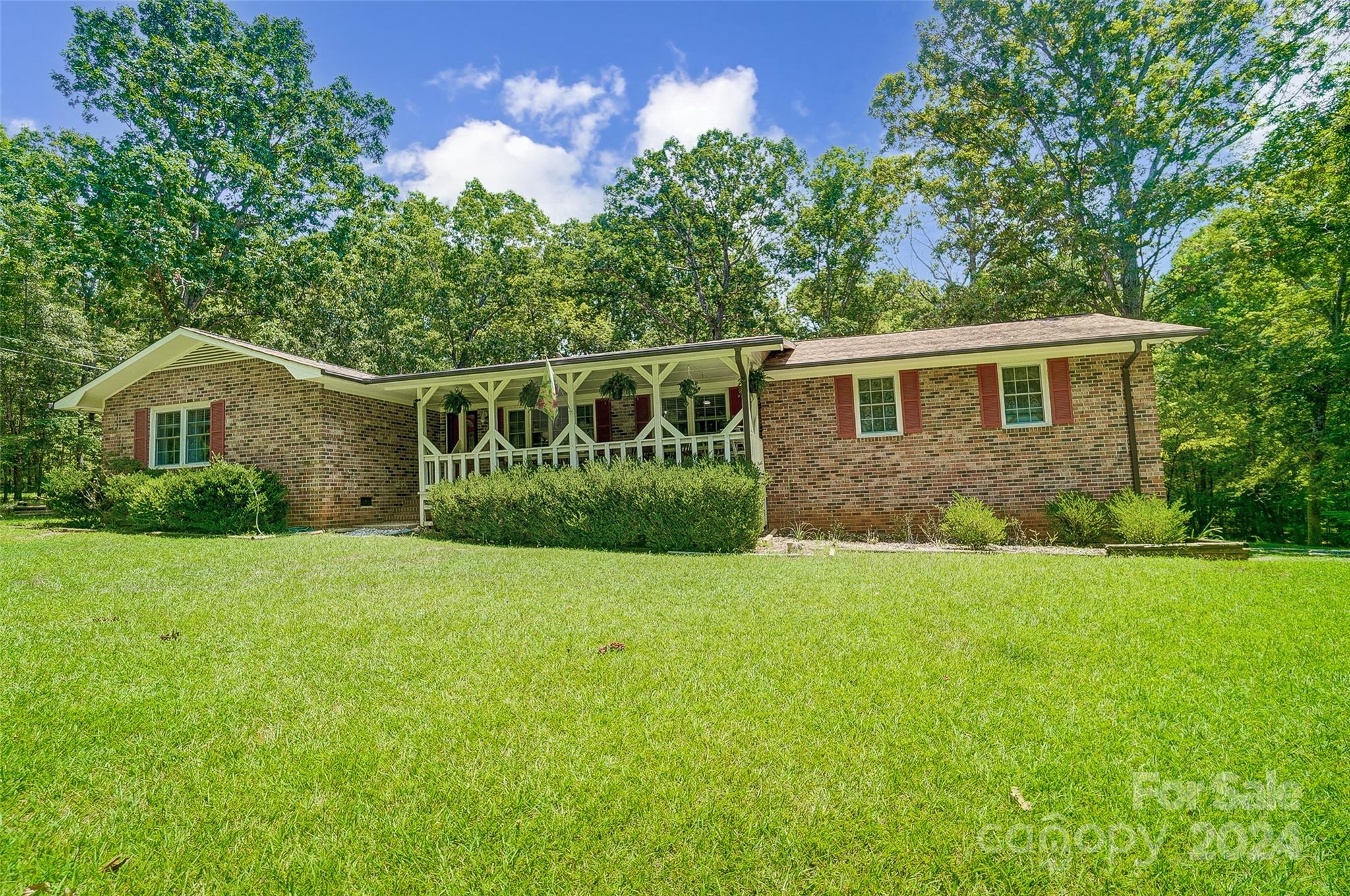5217 Davis Road Waxhaw, NC 28173 - Photo 3 of 48 Gallery Image 3