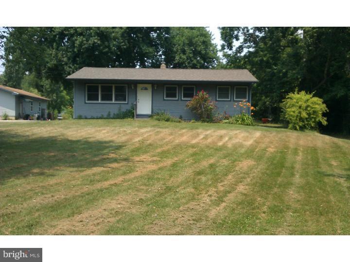 315 County House Road Sewell, NJ 08080 - Photo 3 of 23
