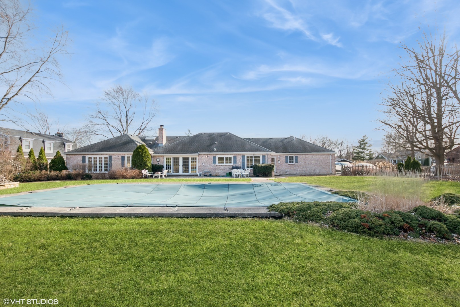 835 Highland Road Frankfort, IL 60423 - Photo 23 of 25 a view of house with garden and tall trees