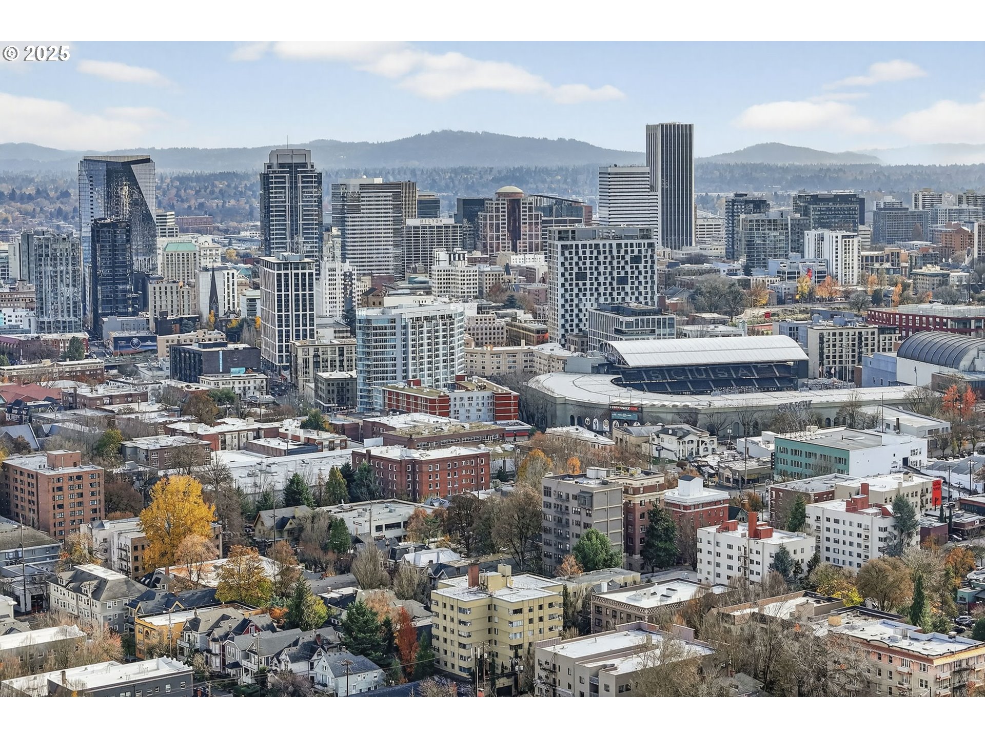 2448 Northwest Westover Road, Unit E402 Portland, OR 97210 - Photo 30 of 31 a view of a city with tall buildings