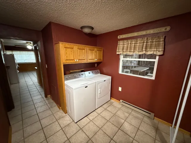 $299,500 | 1134 10th Street, Westbrook, MN 56183