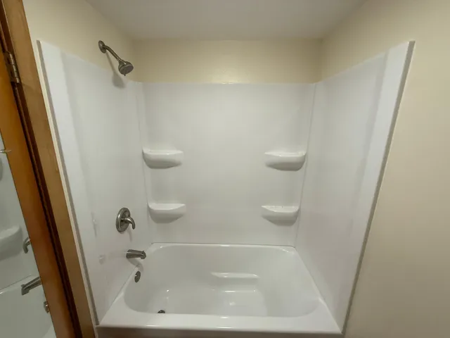 $299,500 | 1134 10th Street, Westbrook, MN 56183