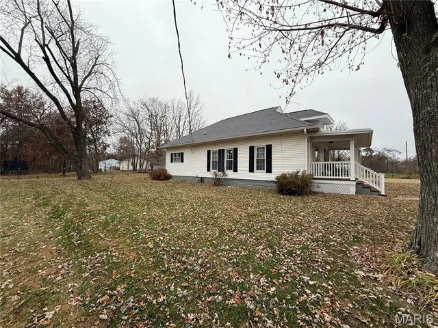 $179,900 | 113 Judy Street, Perry, MO 63462