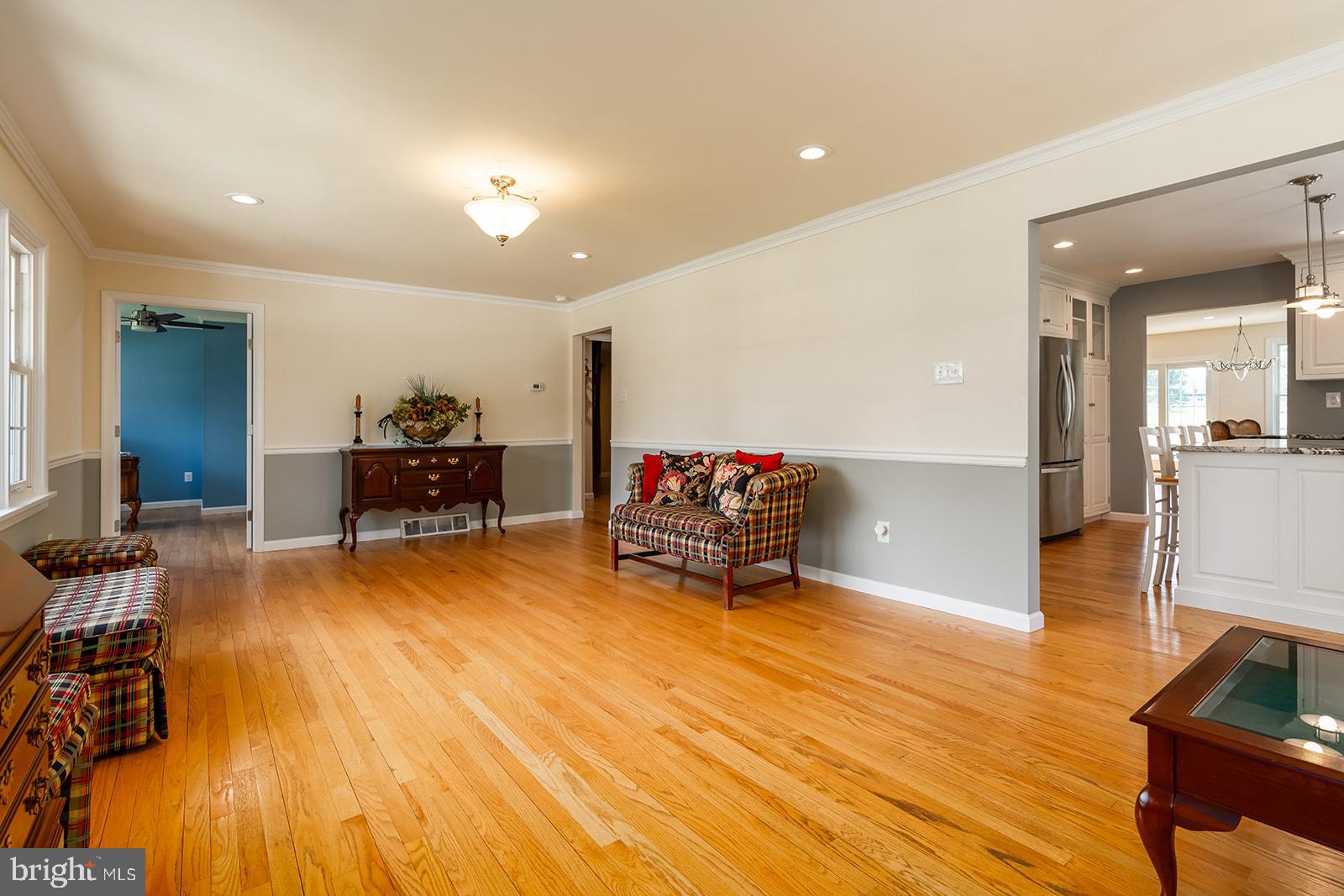 744 Cedar Avenue Haddonfield, NJ 08033 - Photo 11 of 58 Living Room