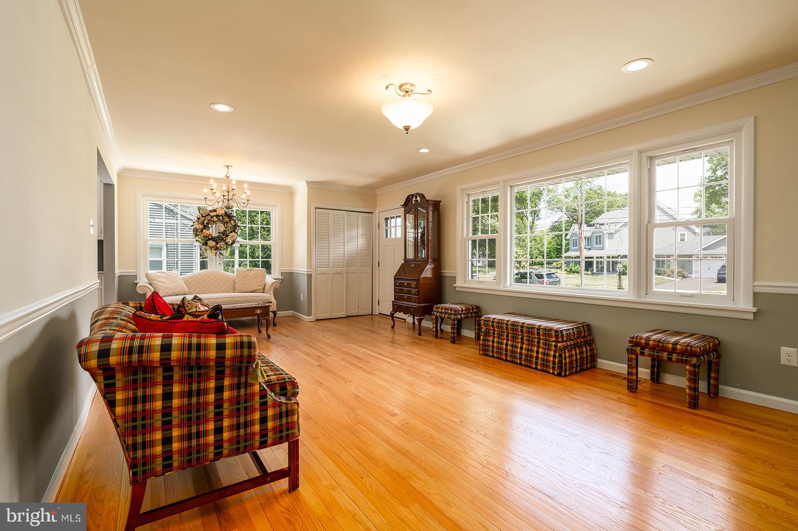 744 Cedar Avenue Haddonfield, NJ 08033 - Photo 13 of 58 Living Room