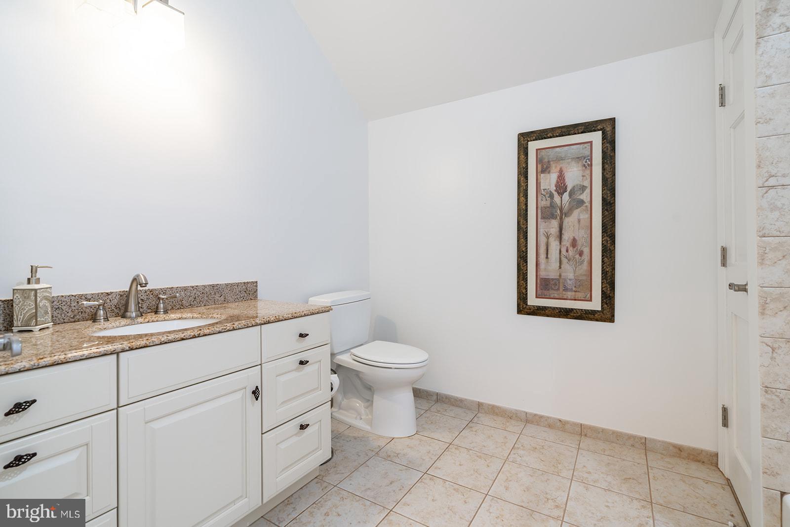 744 Cedar Avenue Haddonfield, NJ 08033 - Photo 33 of 58 Second floor full bath