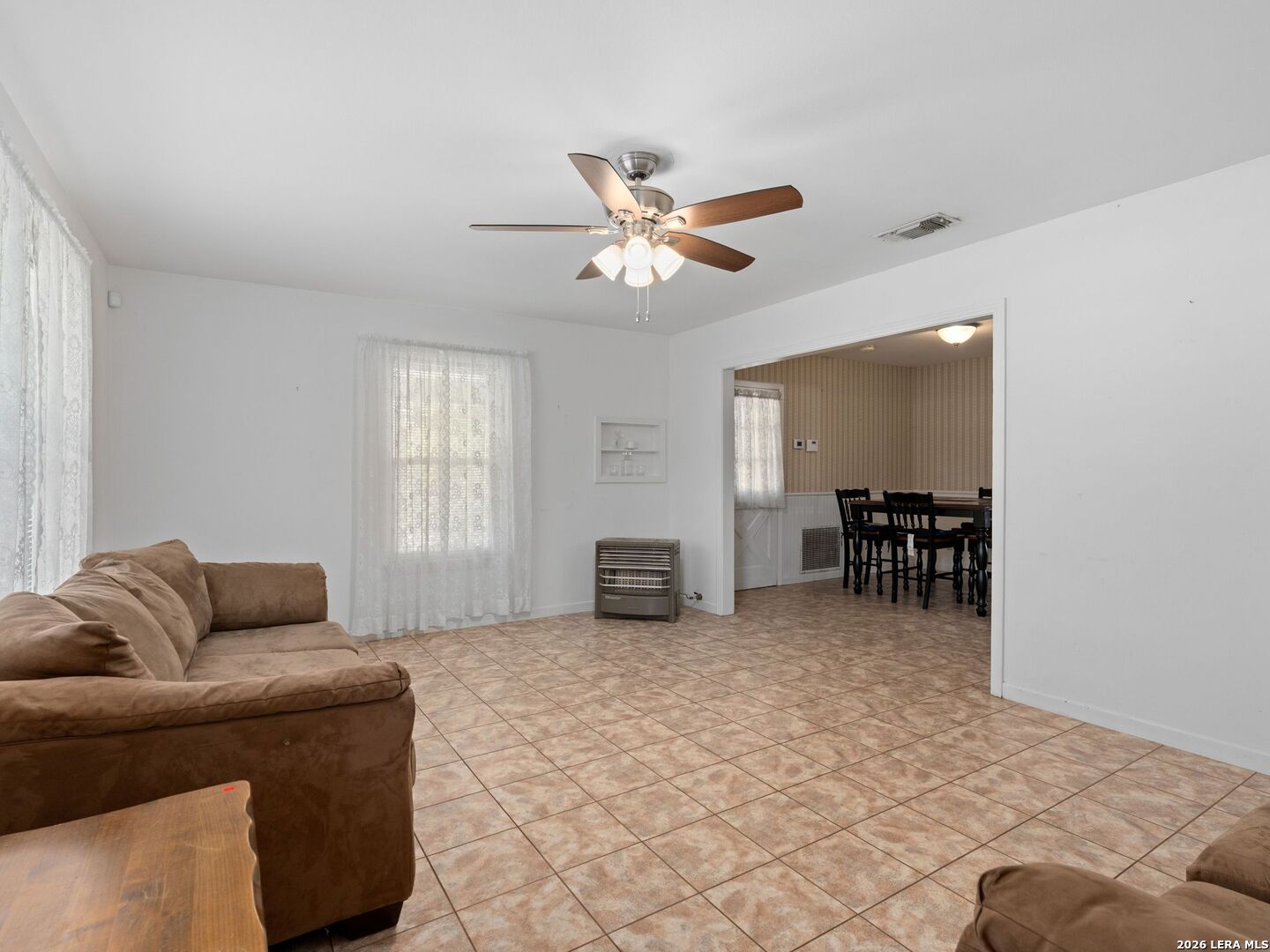 14923 Adams Street Lytle, TX 78052 - Photo 4 of 26