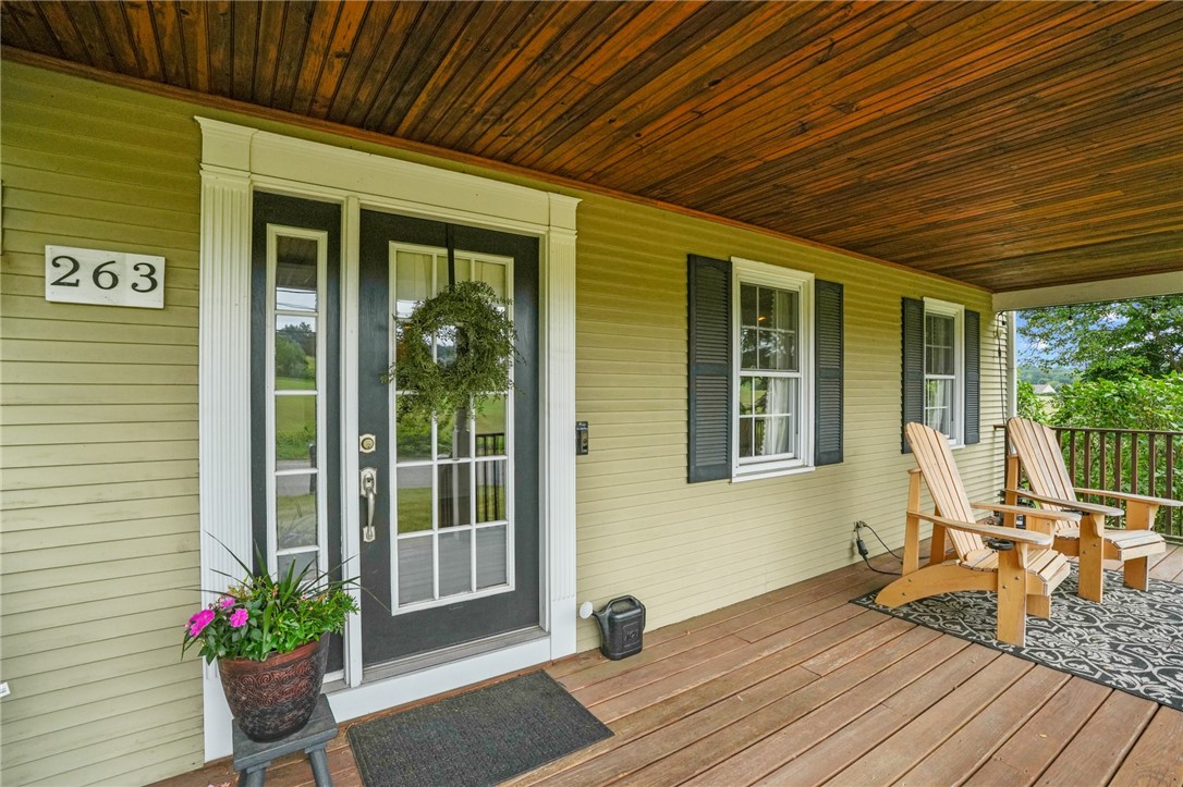 263 Abbott Run Valley Road Cumberland, RI 02864 - Photo 4 of 41 Gallery Image 4