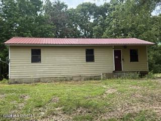147 Howard Road Enid, MS 38927 - Photo 1 of 13 IMG_1712