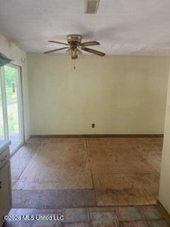 147 Howard Road Enid, MS 38927 - Photo 7 of 13 IMG_1755