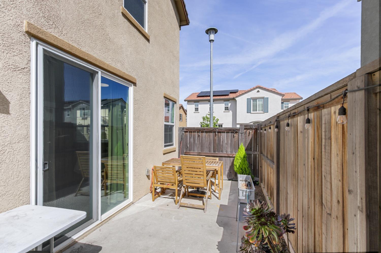 8196 Kramer Ranch Way Elk Grove, CA 95758 - Photo 32 of 47