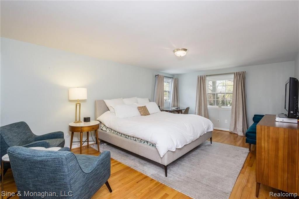 20 North Duval Road Grosse Pointe Shores, MI 48236 - Photo 26 of 49