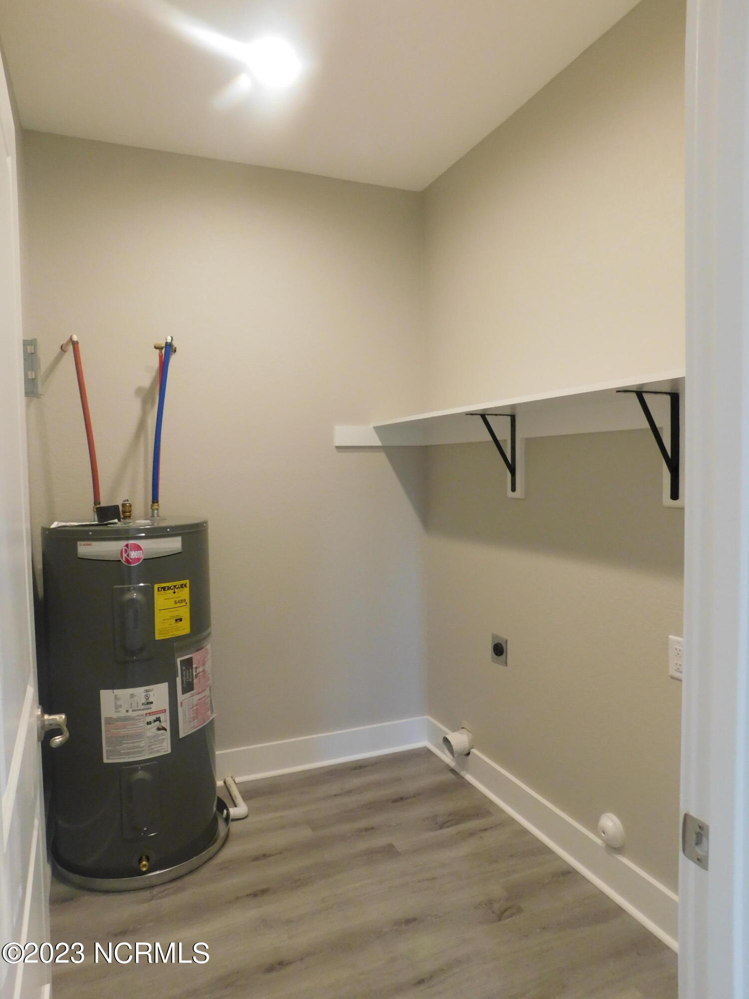 14 Mallory Buck Road Gates, NC 27937 - Photo 12 of 13 Laundry Room