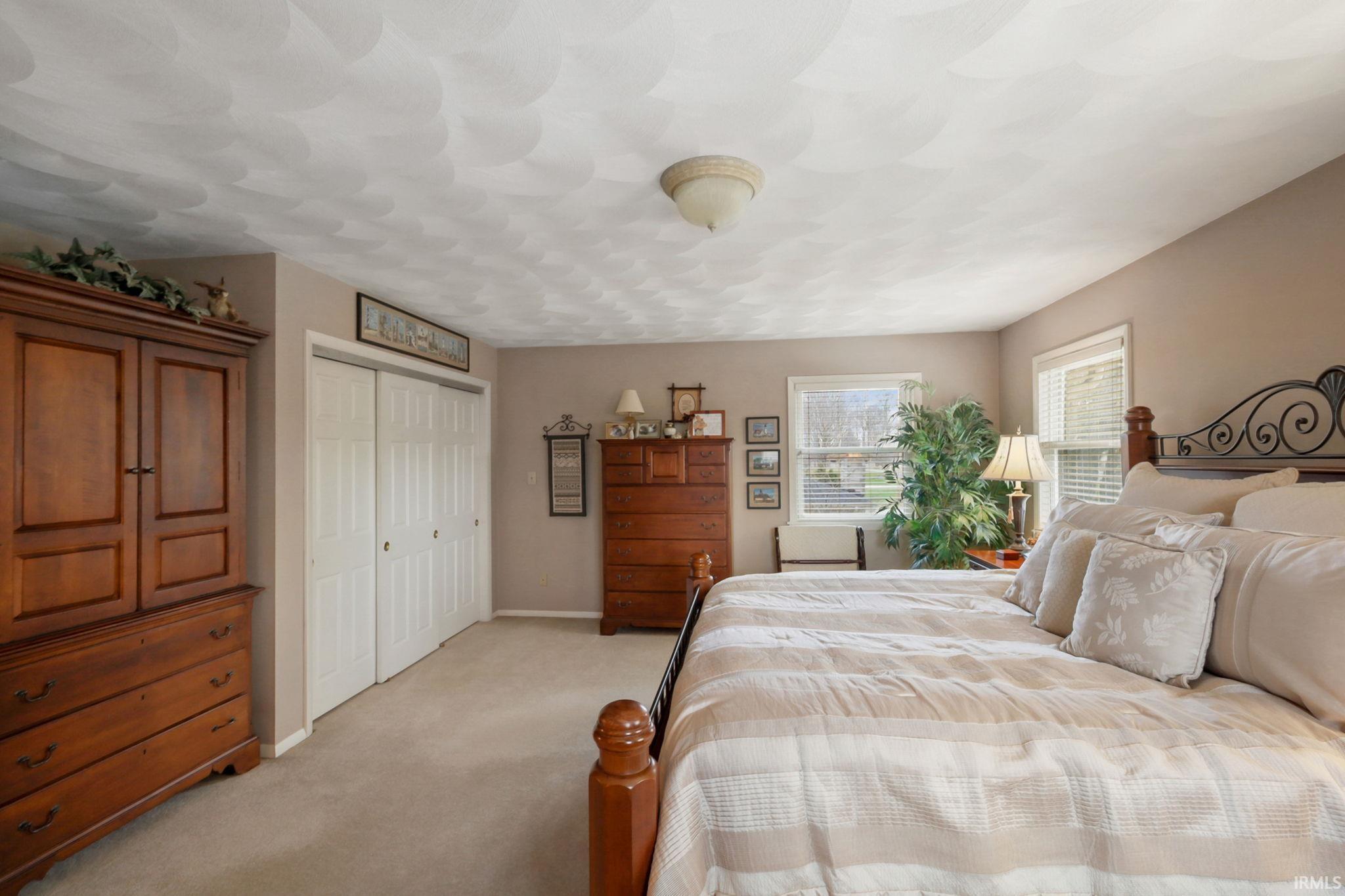 1609 South Ridgeview Drive Yorktown, IN 47396 - Photo 15 of 36 Gallery Image 15