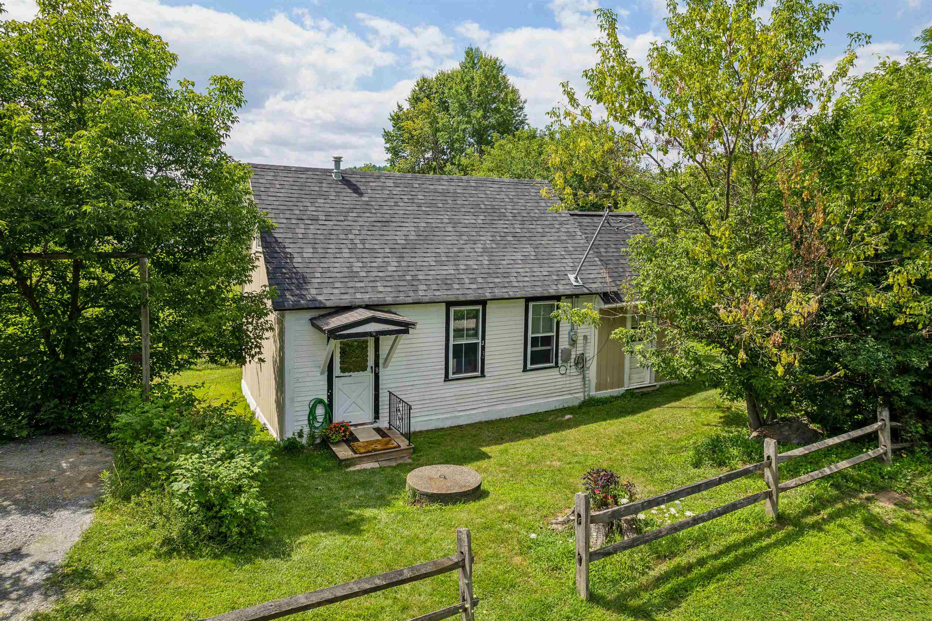 8 High Street Lyme, NH 03768 - Photo 12 of 19 Gallery Image 12