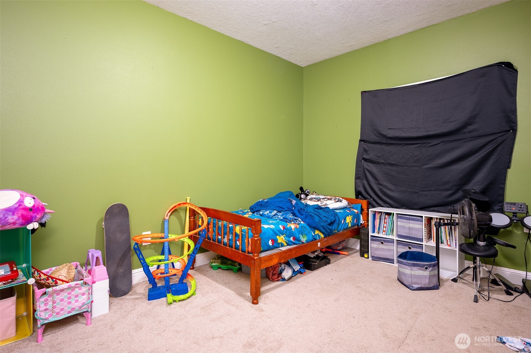 32717 Northeast 94th Street Camas, WA 98607 - Photo 13 of 34 Gallery Image 13