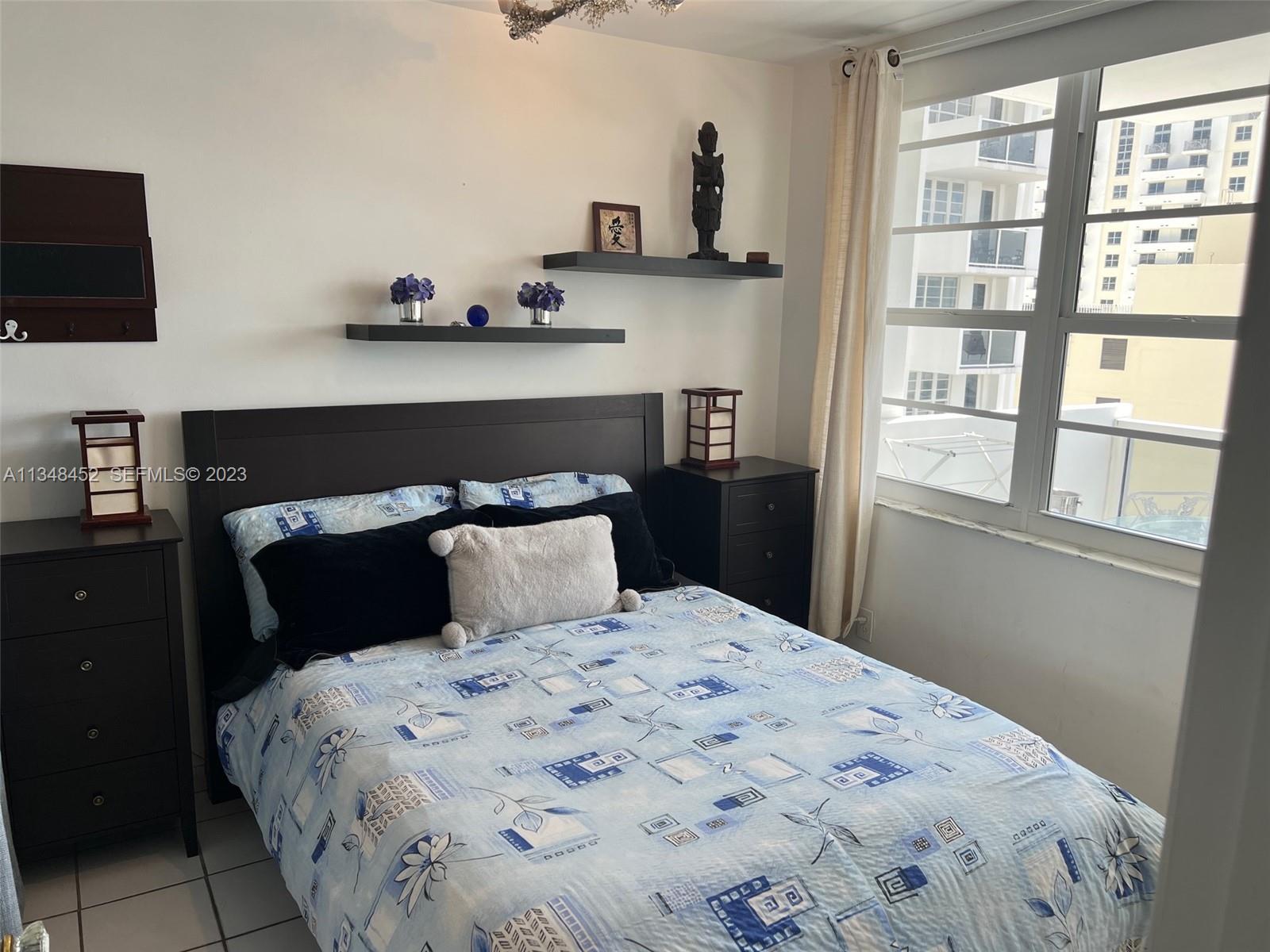 100 Lincoln Road, Unit 1007 Miami Beach, FL 33139 - Photo 17 of 82