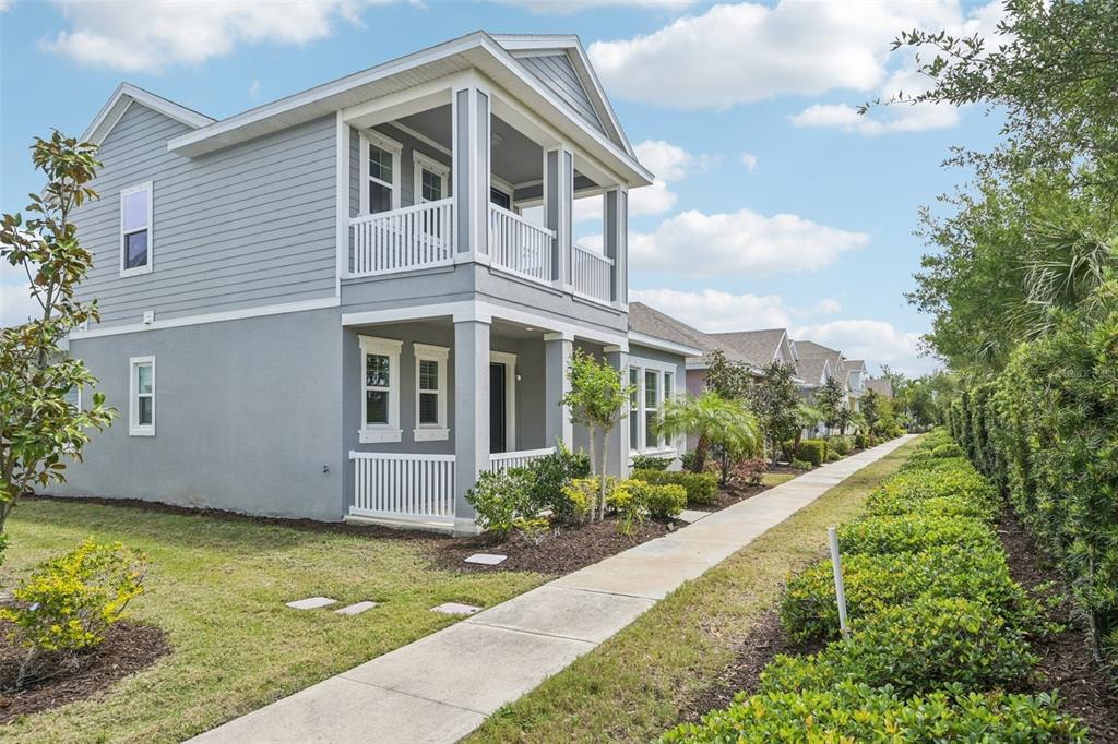 806 Winterside Drive Apollo Beach, FL 33572 - Photo 42 of 57 a front view of a house with a yard